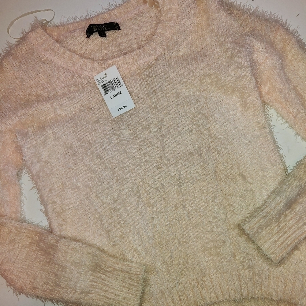 NWT Pink Fuzzy Soft Sweater Blush Pink L